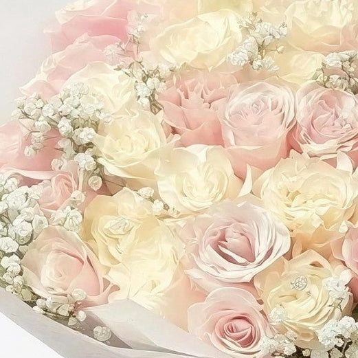 Blush & Ivory Grandeur Bouquet