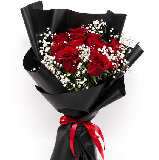 Midnight Romance – 12 Red Roses