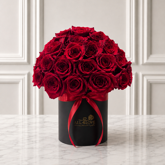 Midnight Romance – Luxury Rose Hatbox